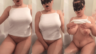 Em nữ sinh hàng múp đú đởn show hàng 2